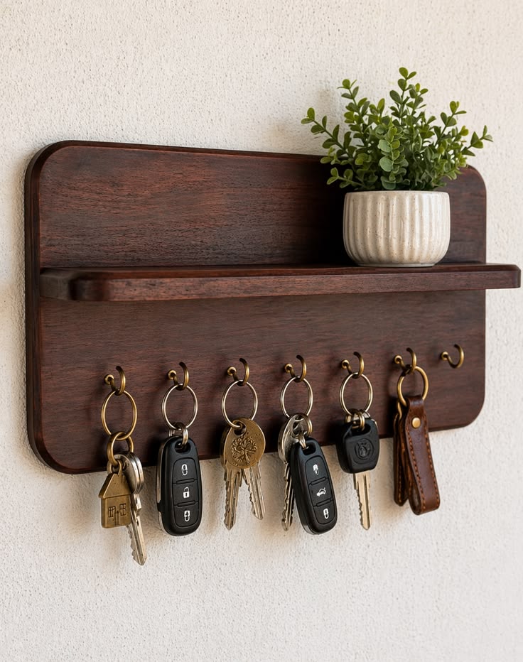Nogal Elegance Entryway Key Rack